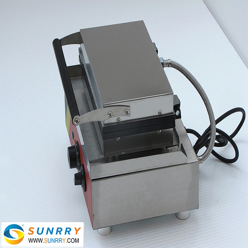 Stainless steel electric 4 pcs sandwich waffle baker and sandwich making machine