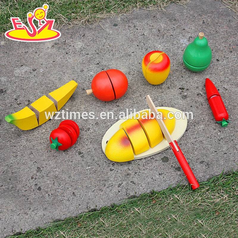 Wholesale role play wooden cutting food toy funny wooden cutting food toy for kids W10B106