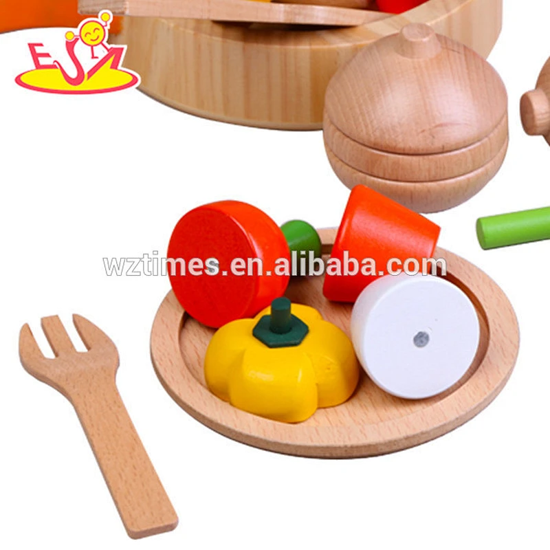 Educational children pretend play cutting wooden toy food set W10B140