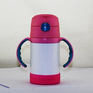High Quality Double Wall Stainless Steel Vacuum Flask Baby Cup with Straw and Non-Slip Sleeve in Bottom