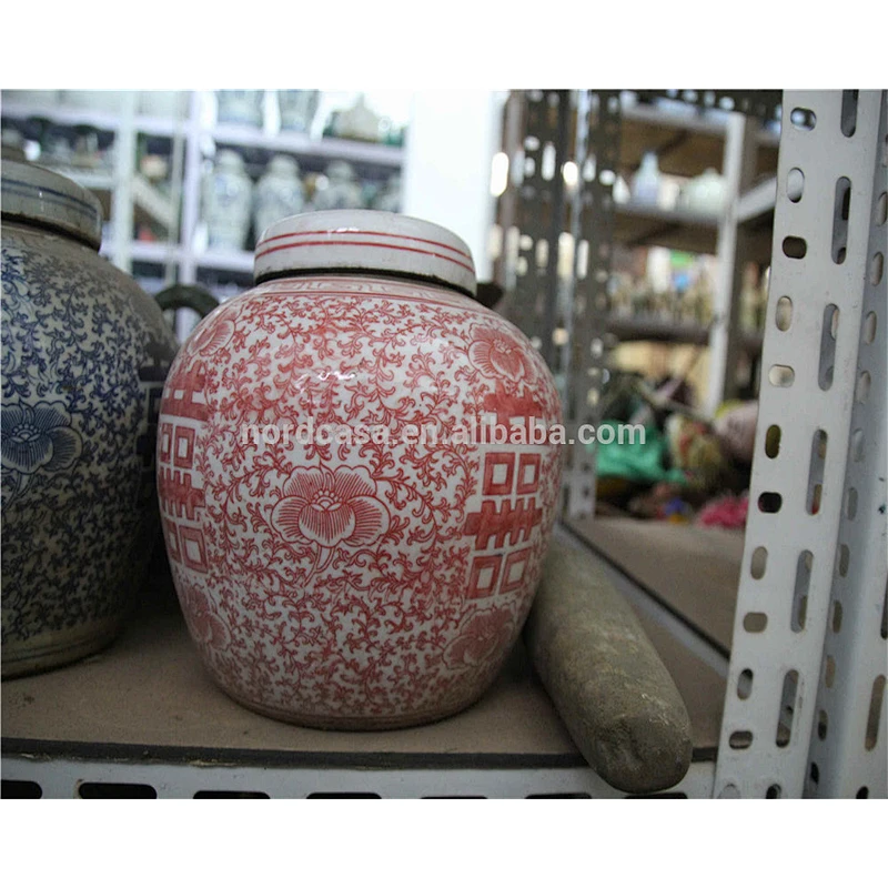 Chinese antique Red Tea pot in ceramics