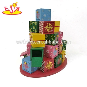 Wholesale new fashion kids wooden christmas nutcracker calendar for home decoration W09F016
