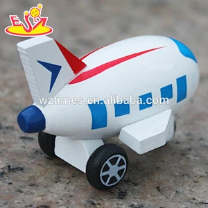 Preiswertes Babyflugzeugspielzeug des Babys billig mit Qualität W04A195