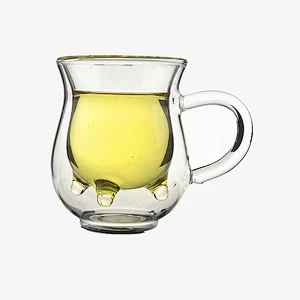 玻璃杯