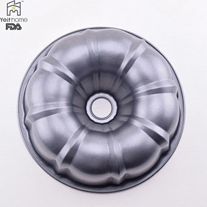 Carbon Steel Coating Non Stick Bundt Cake Pan With Chimney