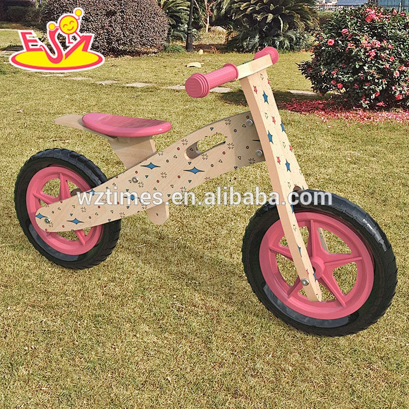 2018 Wholesale lovely wooden balance bikes for kids cartoon wooden bicycles for kids W16C177