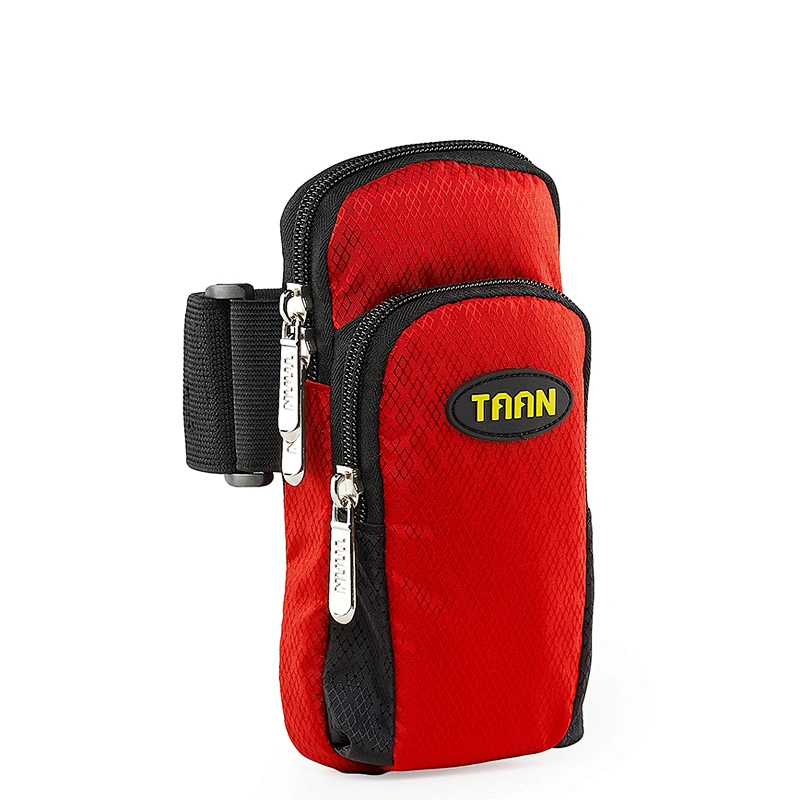 Wholesale in-stock 3 in 1 Sports Gift Set Water Kettle Towel Pocket Arm Bag Set High Quality Wrist Guard Head Rope Set