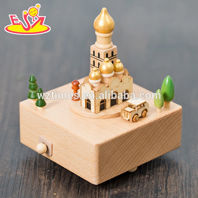 wholesale Customized cartoon wooden carousel music box natural color wood carousel music box W07B039