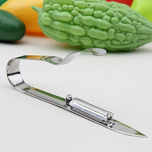 High Quality Convenient Stainless Steel Boiled Egg Peeler