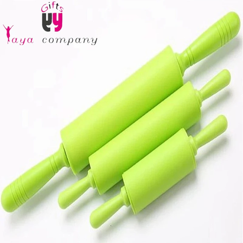 Cheap Stocked silicone kid rolling pin