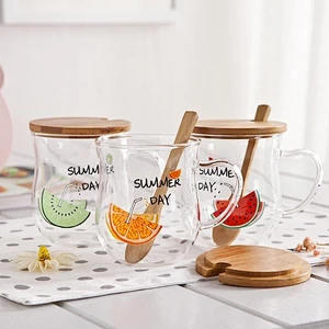 玻璃杯