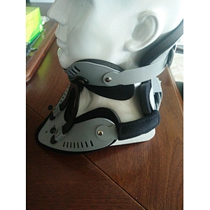 Manufactory Adjustable Cervical Collar CE/FDA Neck Supporter For Neck Pain