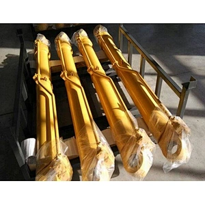 PC1250 excavator 707-01-0L530 bucket cylinder made in China