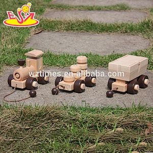 El juguete determinado del tren del tirón de madera de los niños superventas al por mayor trae la diversión W05B086