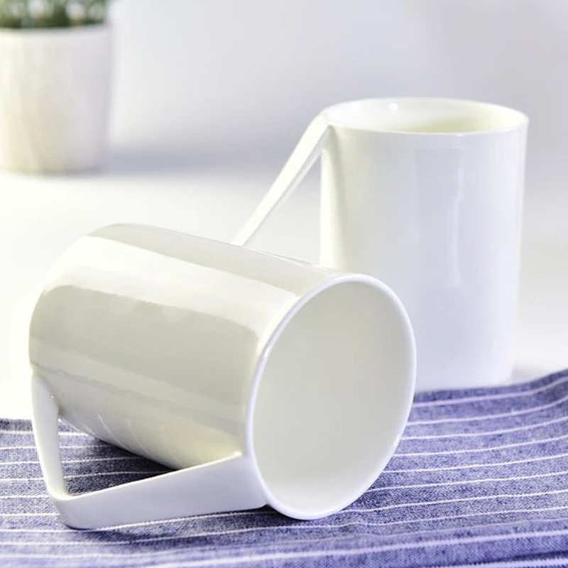 Corner ceramic coffee cup