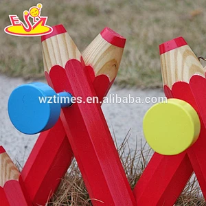 Wholesale novelty toddler wooden pencil shape wall clothes hanger used in home W09B059