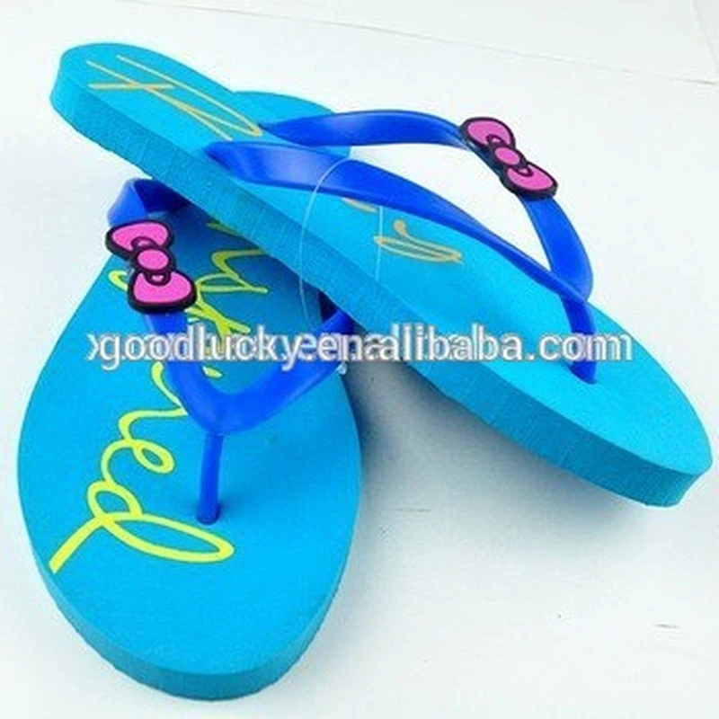 Guangdong wholesale fashion EVA slippers beach flip-flops
