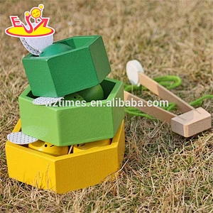 wholesale new kids funny wooden bee toys custom children wooden cartoon bee toys W01B039