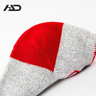 cotton non slip jacquard half terry sport socks