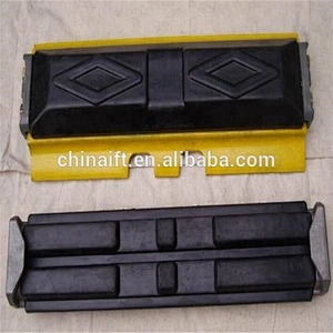 High quality undercarriage parts rubber track for KX60 excavator