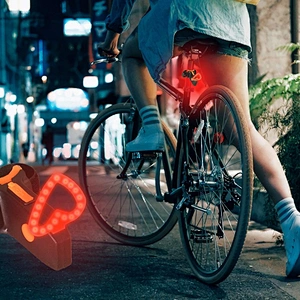 USB Bicycle LED Light Flash Light  2018 Newest Hot Seller Red Heart Light Rechargeable