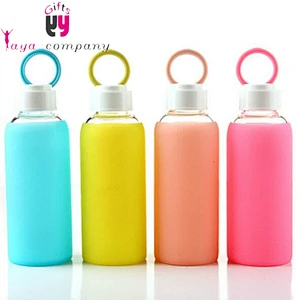 2016 Hot Selling Factory Direct Price Custom-Made glass water bottle with silicone sleeve,silicone rubber cup sleeve