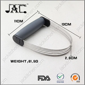 Manual Baking Wire Pastry Cutter Round Hand Dough Blender