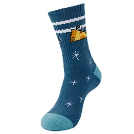 men's fashion cotton design athletic skateboard socks custom
