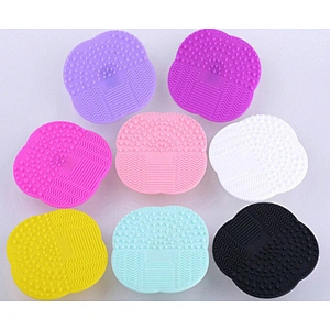 Wholesale makeup tools silicone makeup brush cleaner pad with suction pad