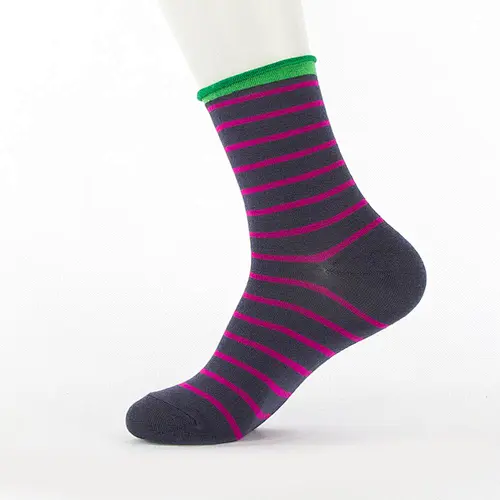 high quality happy women fashion daily cotton crew jacquard socks
