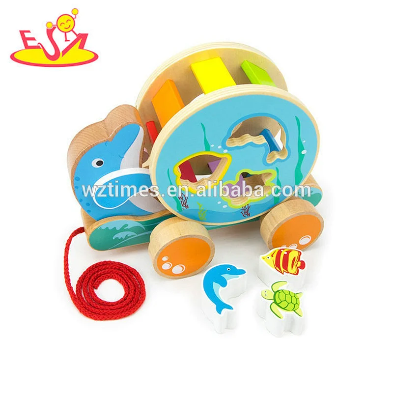 2018 Latest small animal pull toys wooden push pull toy for preschool W05B171