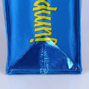 Blue non-woven shopping bags are used in supermarkets