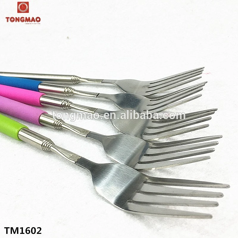 FDA free, Good quality!!! Telescopic extendable dinner long fork for joke cultery