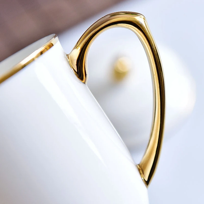 Cheap Price Promotional Tea Cup with Lid China Supplier Hot Sale Porcelain Coffee Mug Flower Picture Ceramic Coffee Cup