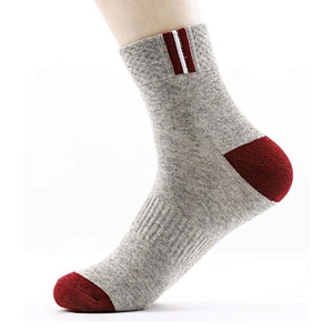 Wholesale fashion custom man dress socks athletic socks