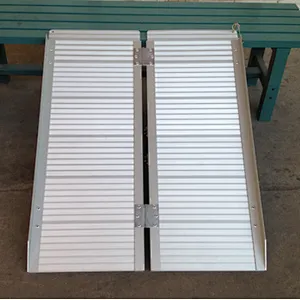 China Aluminum foldable Wheelchair Ramp