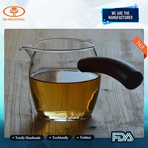 Eco-friendly drinking glass tea kettle glass flower tea cups with wooden handle