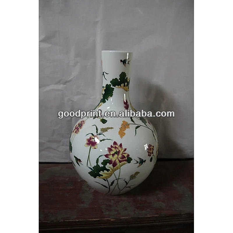 Chinese antique blue and white ceramic vase