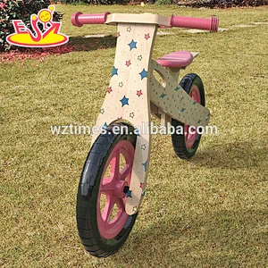 2018 Wholesale lovely wooden balance bikes for kids cartoon wooden bicycles for kids W16C177