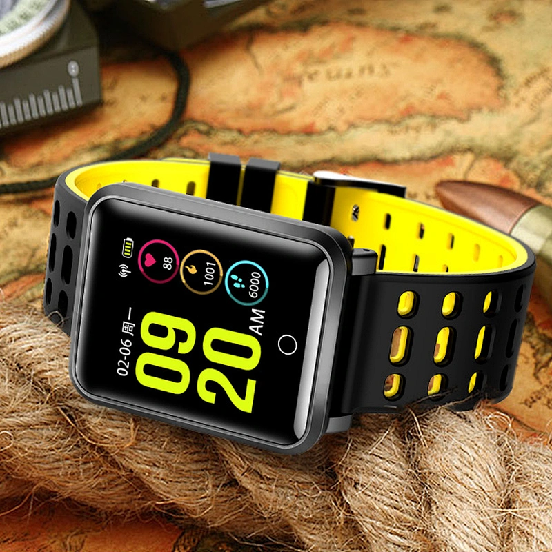 2019 New Bluetooth IP68 smart bracelet with camera for men and Women sport wrist band watch