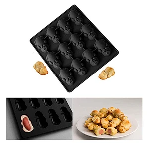 BPA free cakes 12 cavities pig shaped silicone baking mold  Pigs in a Blanket