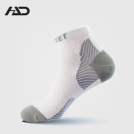 cotton free terry jacquard non slip sport socks