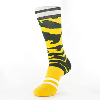 high quality fashion sports tiger stripe crew street socks
