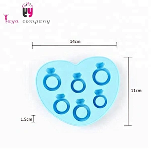 Newest Design BPA Free 3D Love Ring Ice Cube Tray Silicone Ice Mold