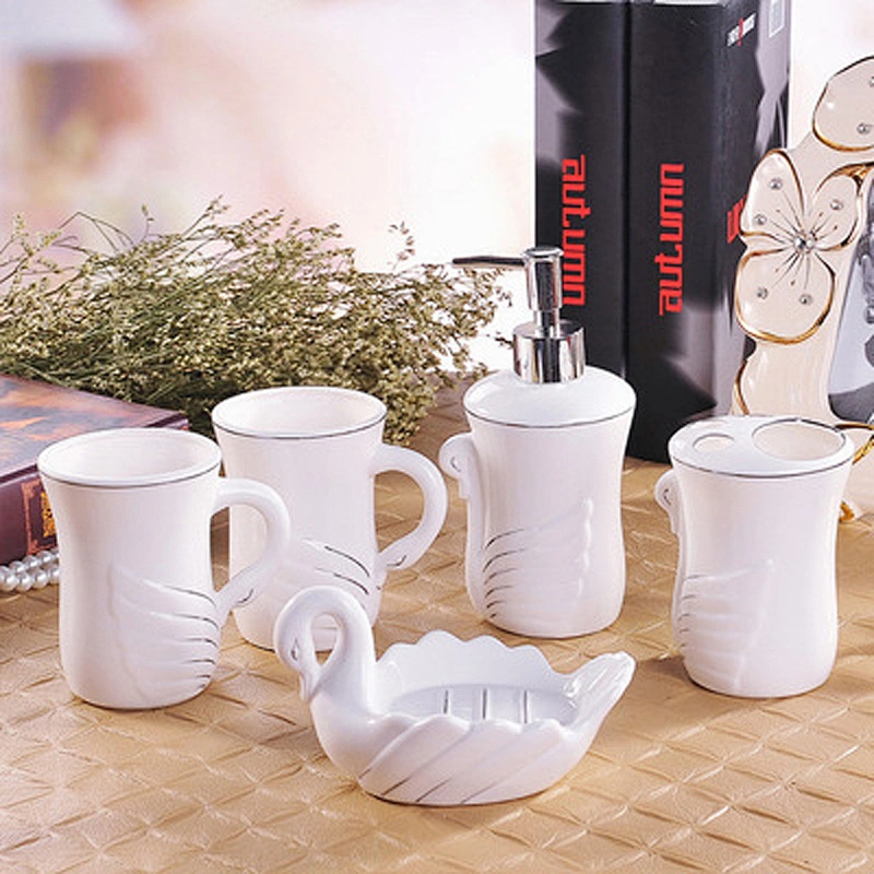 Fashion 5pcs Ceramic Bathroom Set China Supplier in-stock Toothbrush and Gargle Cup Home Porcelain Toilet Set
