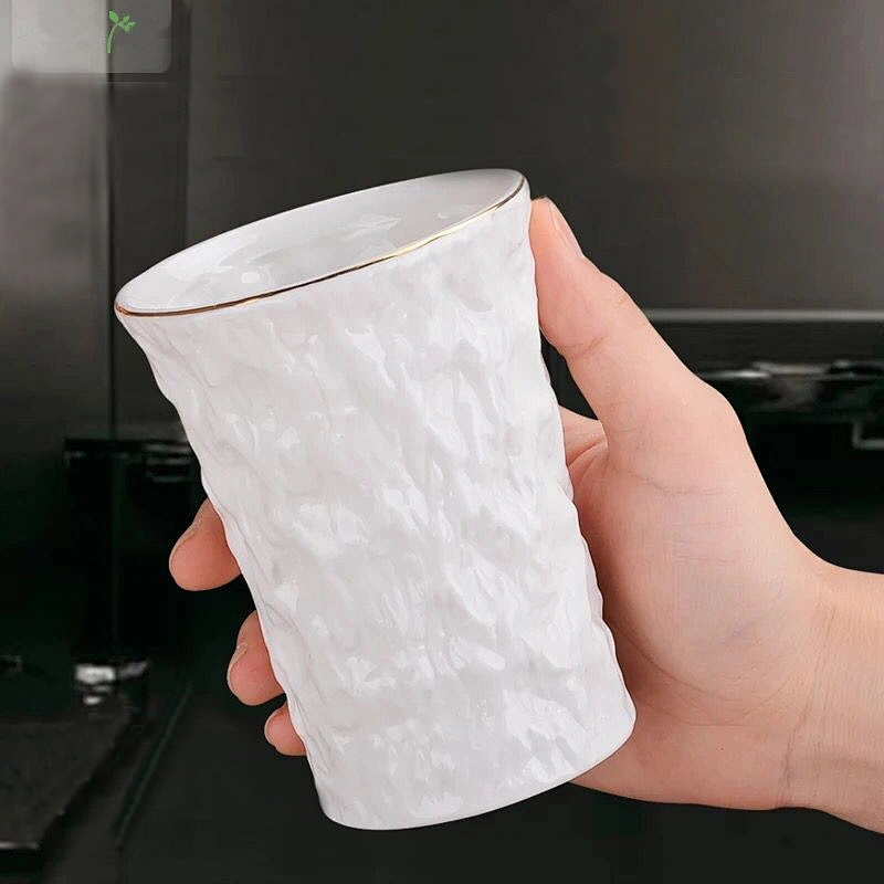 Factory Wholesale Ceramic Bathroom Set European 5pcs Household Porcelain Toilet sets Free Sample Bath Bottle