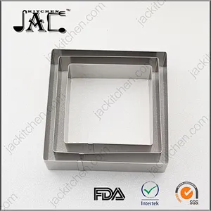 2017 Newest Gadgets Stainless Steel Loving Heart Live Bottom Cake Mold