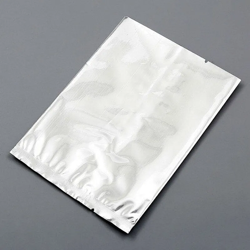 Custom green self-styled PE bags for cat food and fertilizer packaging