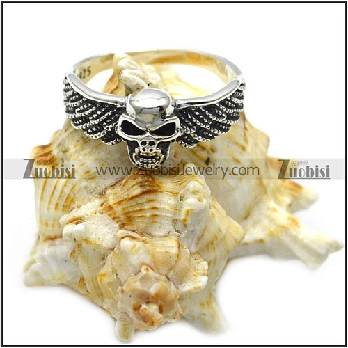 New Arrival Angels & Demons Silver Engraved Winged Skull Finger Ring for Ladies