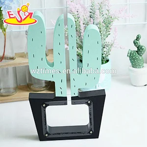 Wholesale cheap hand-painted wooden cactus coin bank for kids W02A280